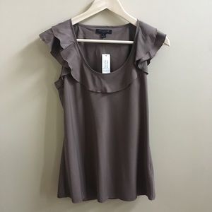 Banana Republic factory- ruffle shell tank, size S